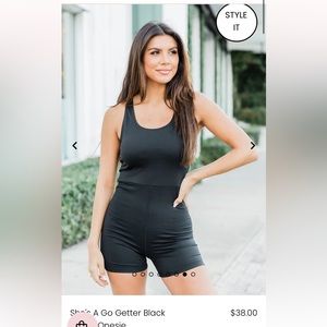 Pinky lily black romper